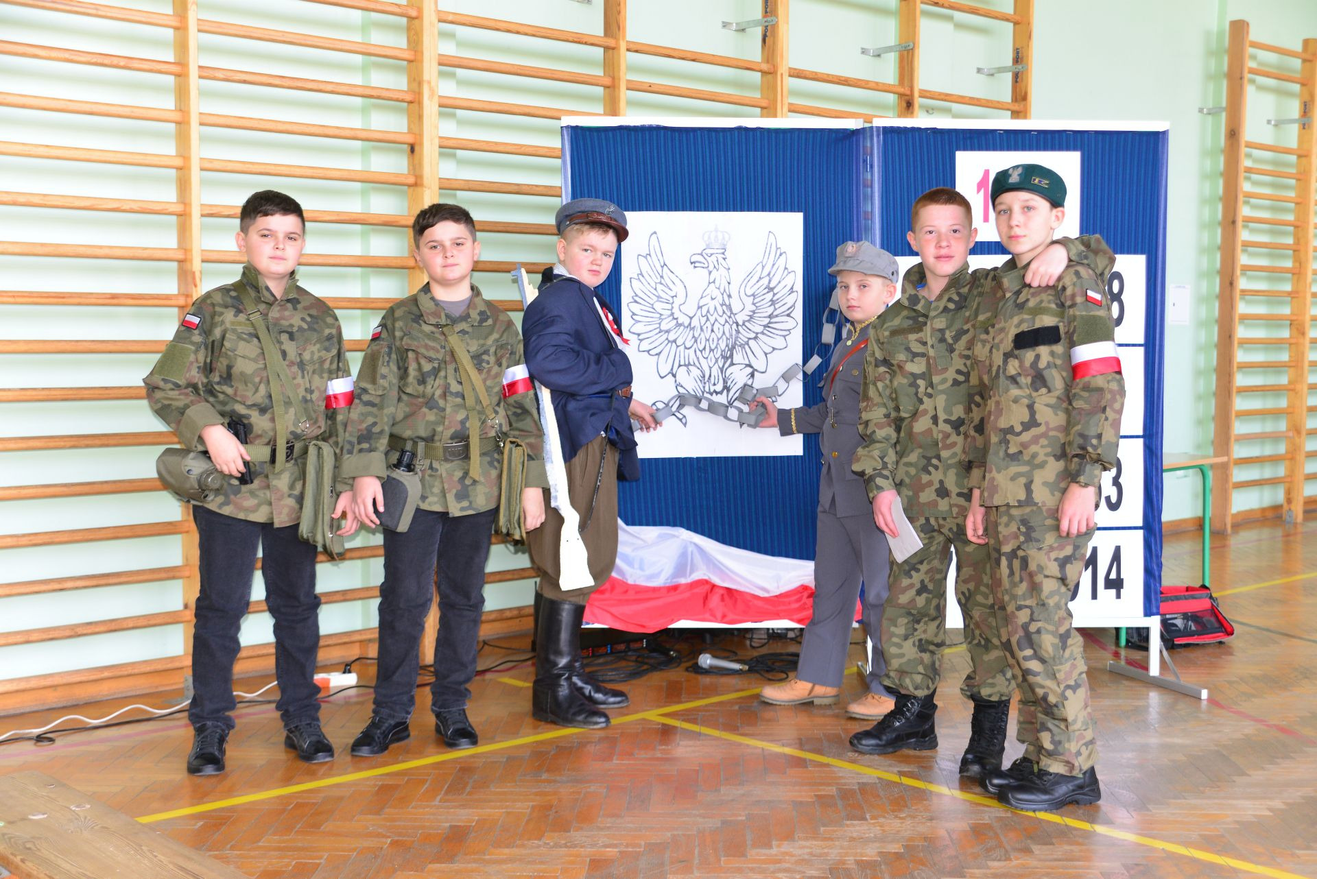 Hdimgbc0ef762d6a5f80df7f2aafa2465f5