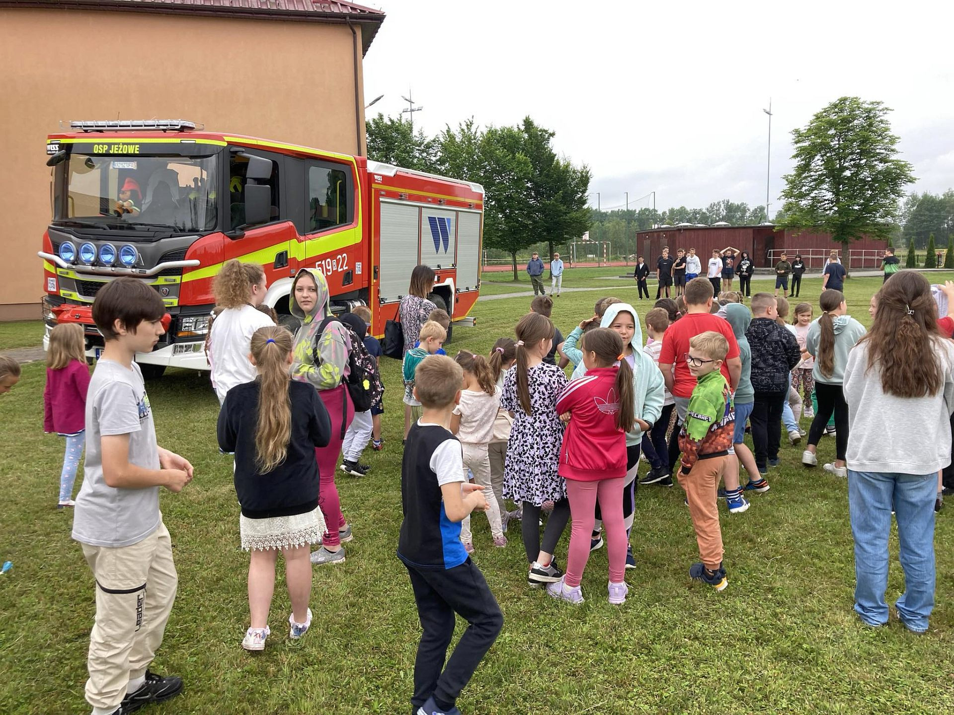 Hdimgf33a07ed82c1e925ded3b484d52503