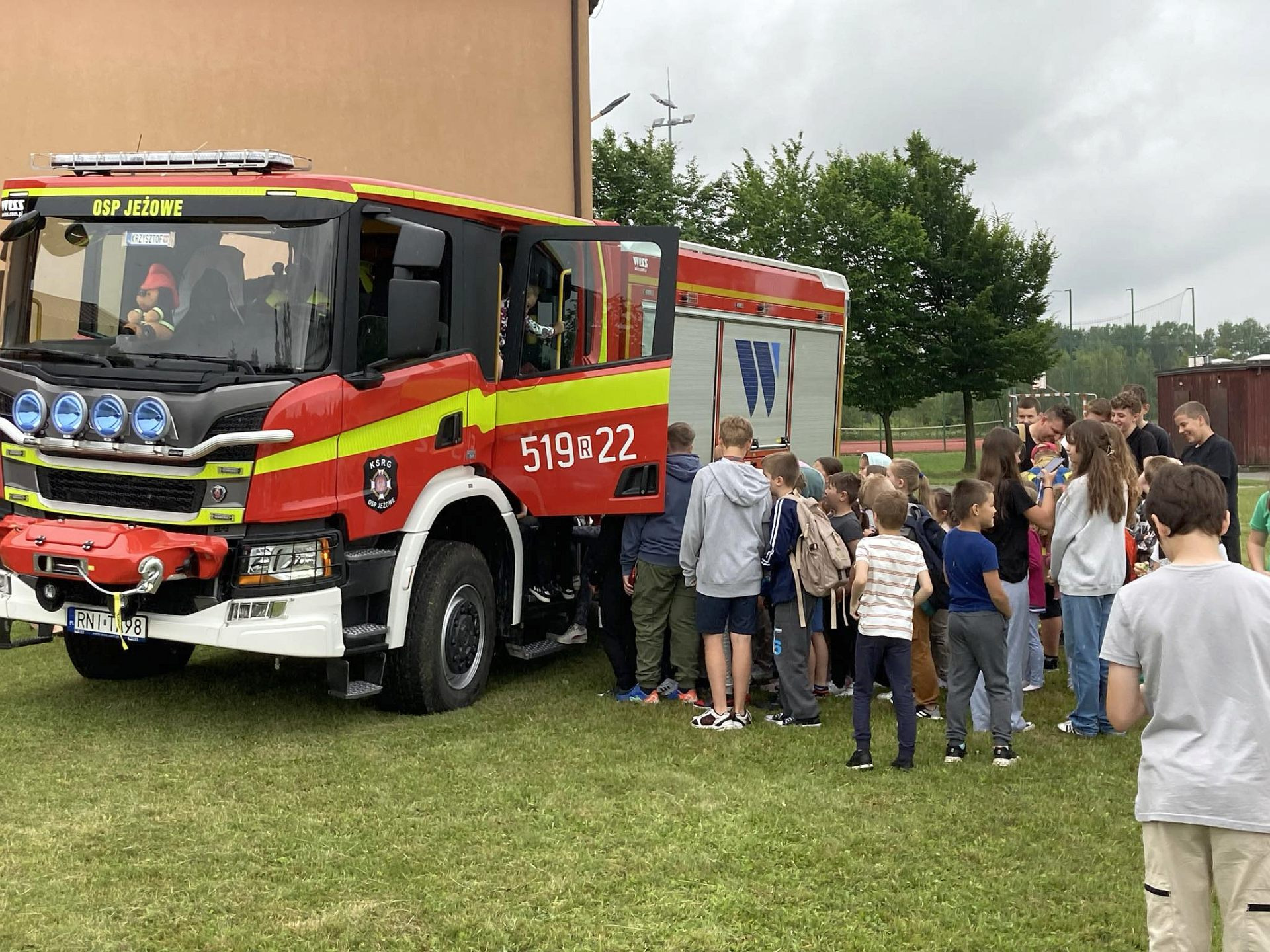 Hdimg673d99d3a860b826a3fb378331d033