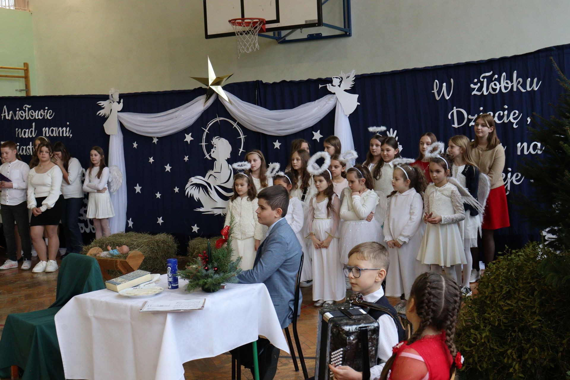 Hdimgeee54cb6ea7bb2ee3a3c82eb975f9a