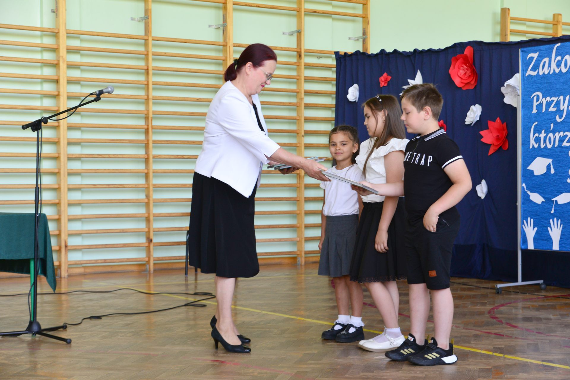 Hdimga1bedce8d252d6f560fa678c4e8903