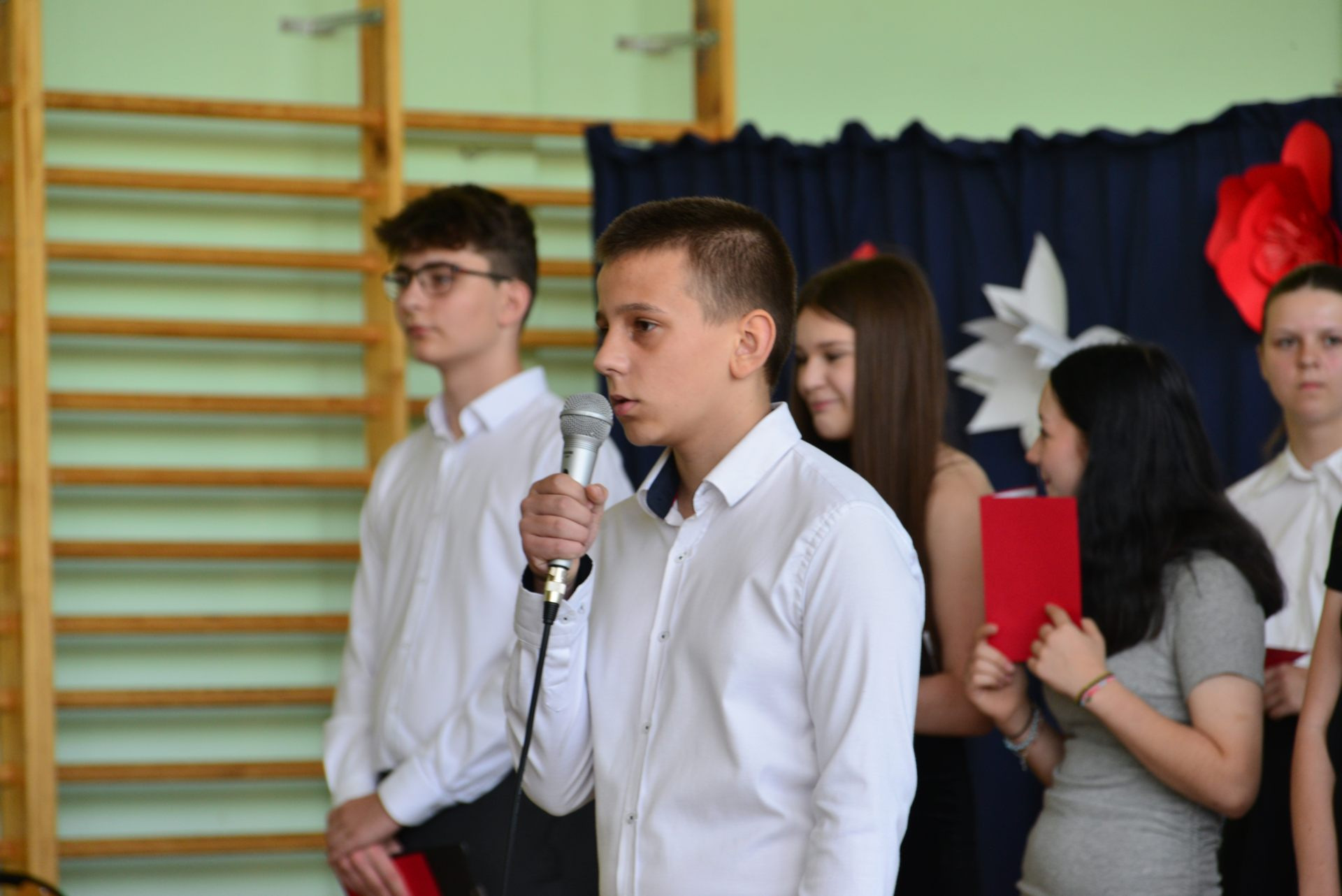 Hdimg8c60233d2f34752333c2686b5bb35a