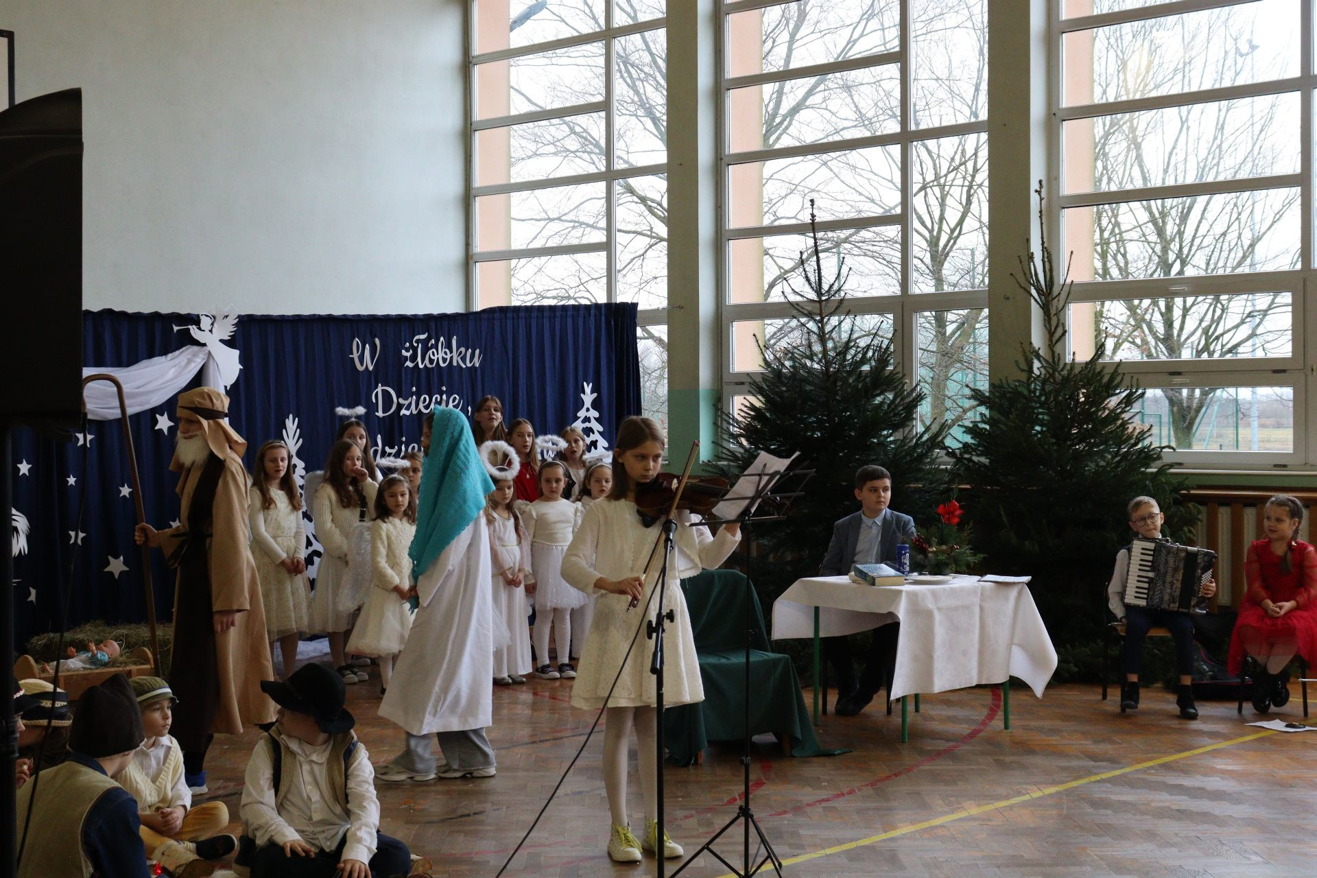 Hdimgc7450485dc8c67a3ec756d46441185