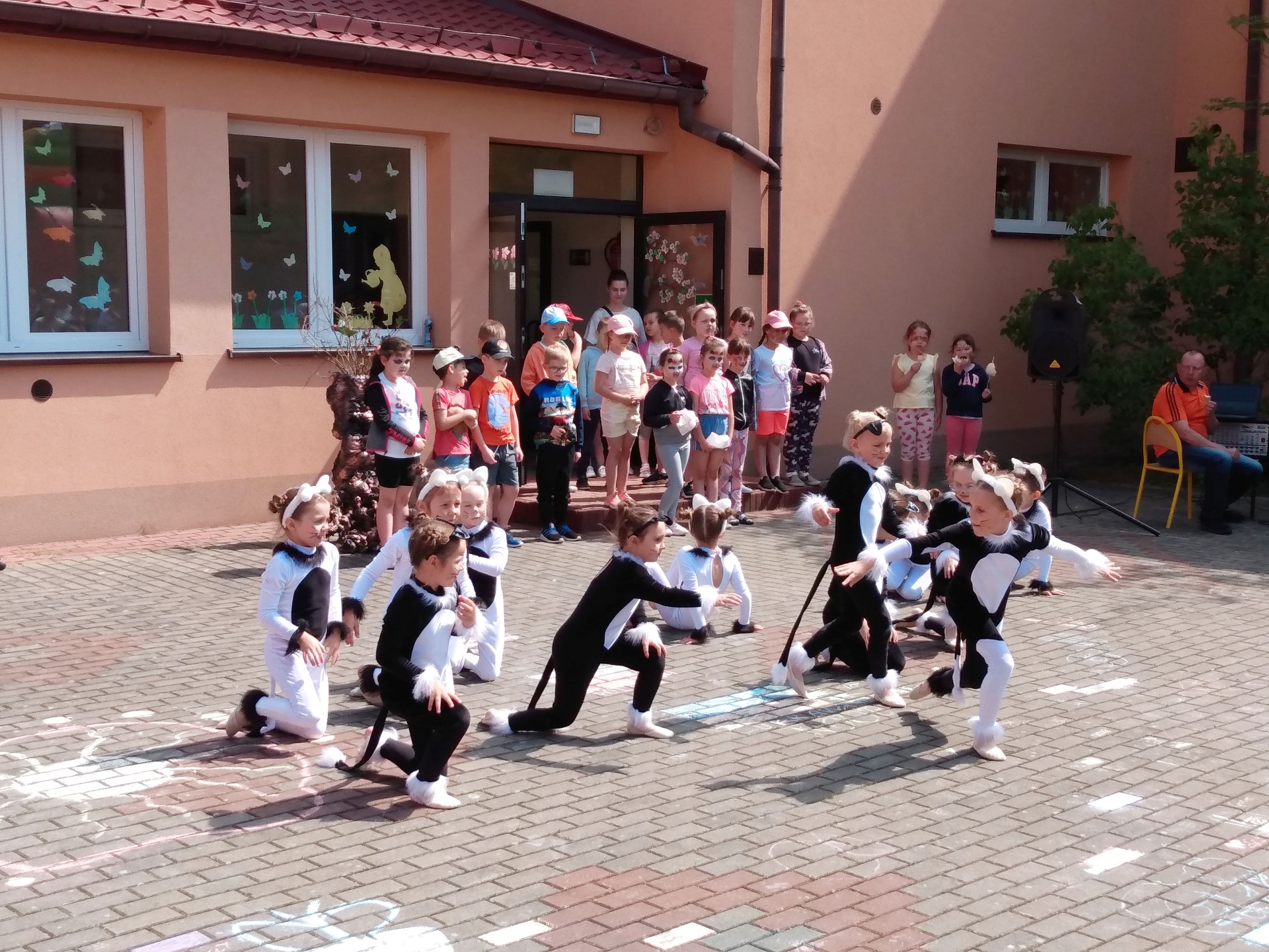 Hdimg2c861f2db1a7992bcb0a551826eea8