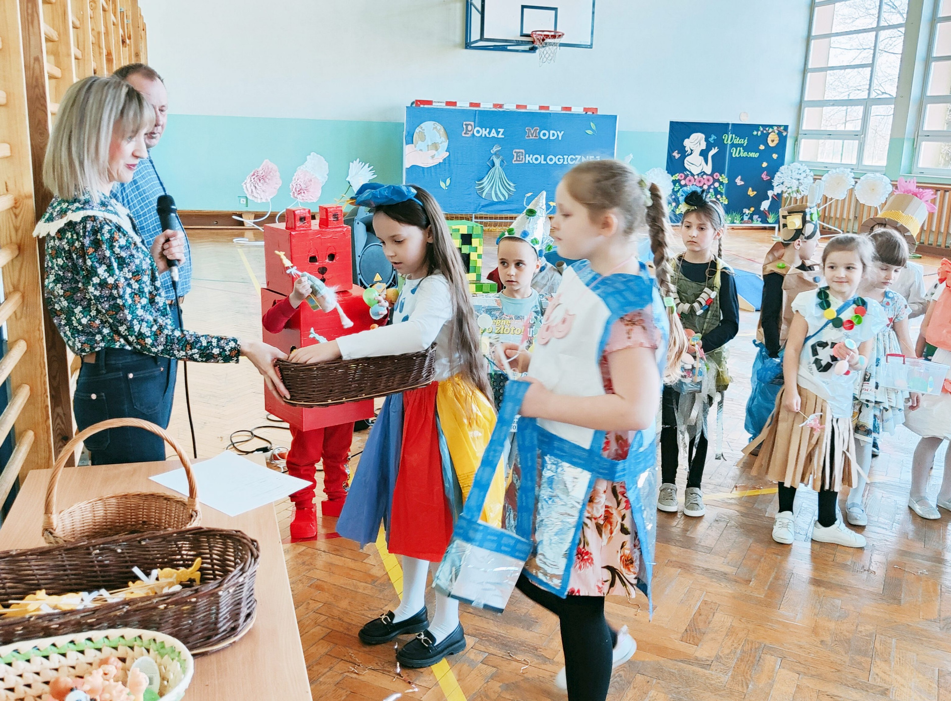 Hdimg54c2b95f5849f648c80184fd8f077a