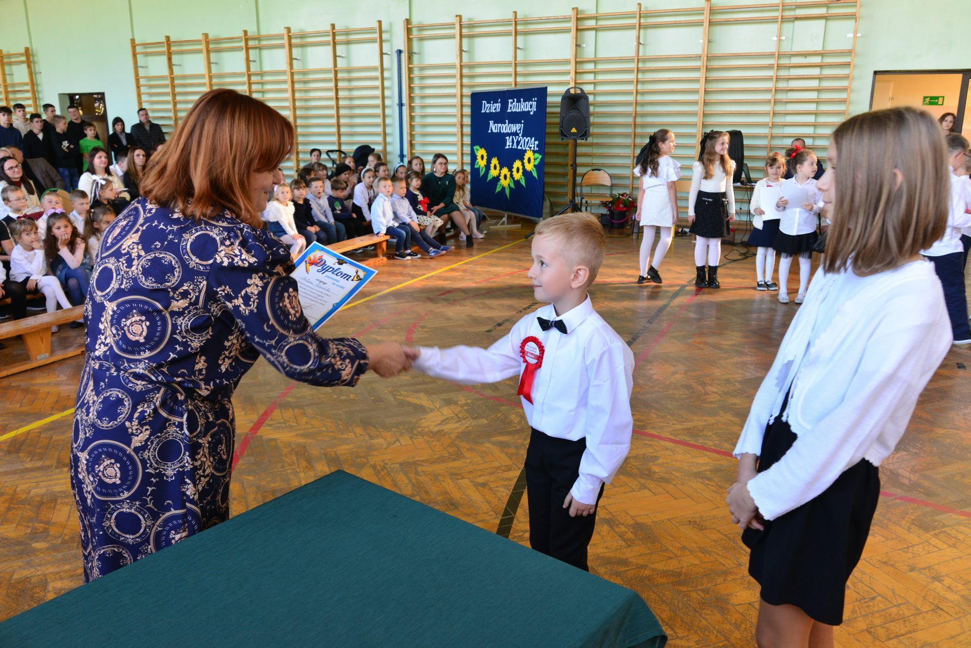 Hdimgdfbdf4041810f93936043a628d9d6f